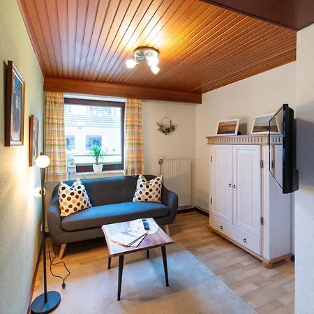 Jaegerhof Guest house *